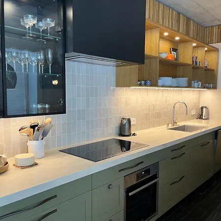 2bd & Office Room, Terrace, Garage Parking, By Cohost