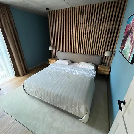 2bd & Office Room, Terrace, Garage Parking, By Cohost וילנה